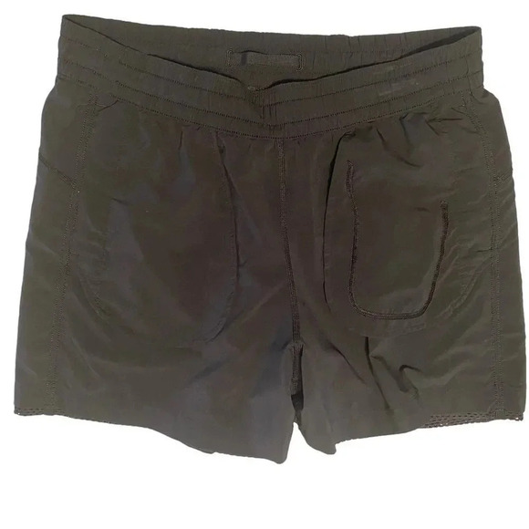 Lululemon Mesh On Mesh Short Black Shorts Sz 8 - Picture 8 of 11